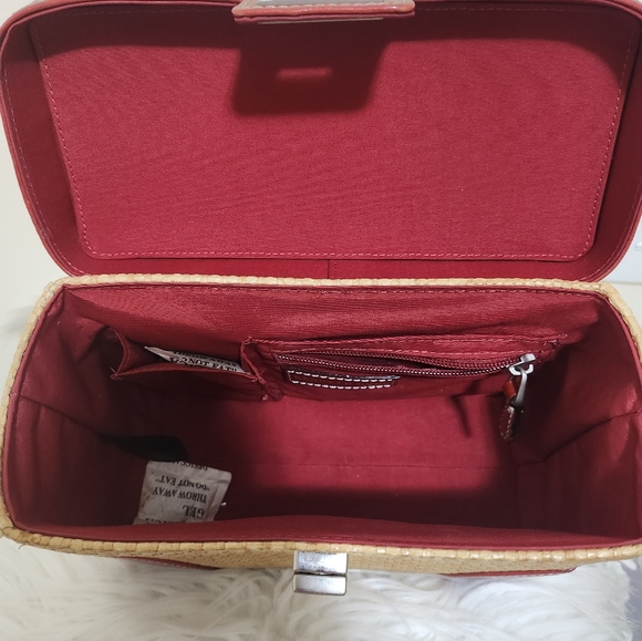 KENNETH COLE NY - Picture 6 of 11